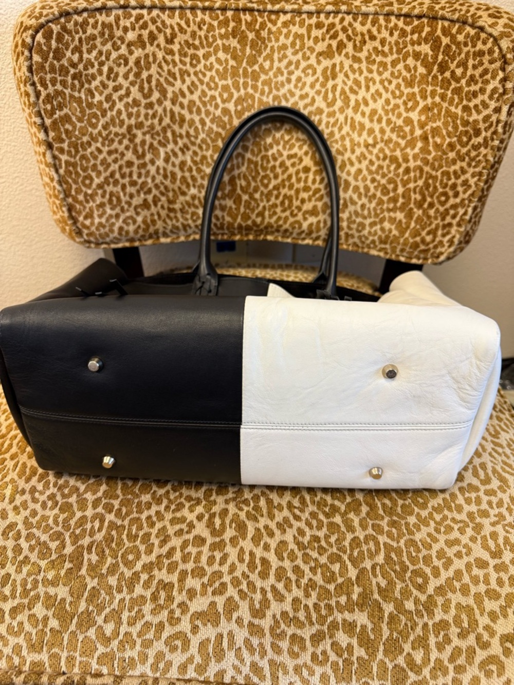 💯Auth! LANVIN Black & White Leather Tote/Shoulder Bag w Tassels & Gold Hardware - Picture 12 of 16